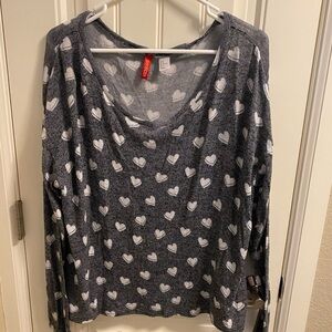 H&M Divided M Sweater Thin Ladies Medium Heart Pattern Pullover Oversized Gray M